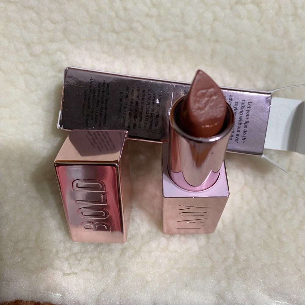 TOO FACED LADY BOLD EM-POWER PIGMENT LIPSTICK